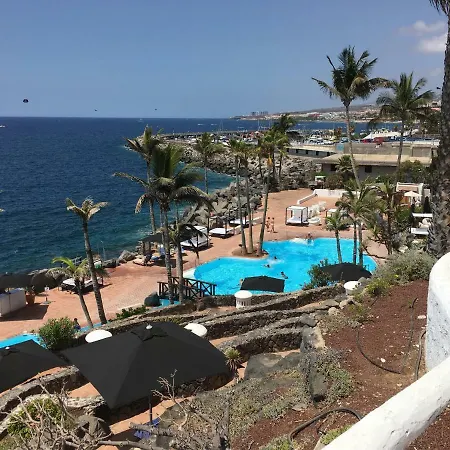 Sleep In The Boat * Costa Adeje (Tenerife)